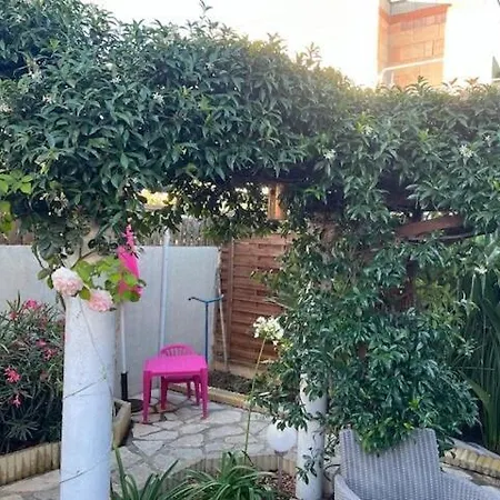 Daire T2 Avec Jardin Pérols