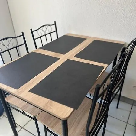 T1 Avec Jardin Apartment *