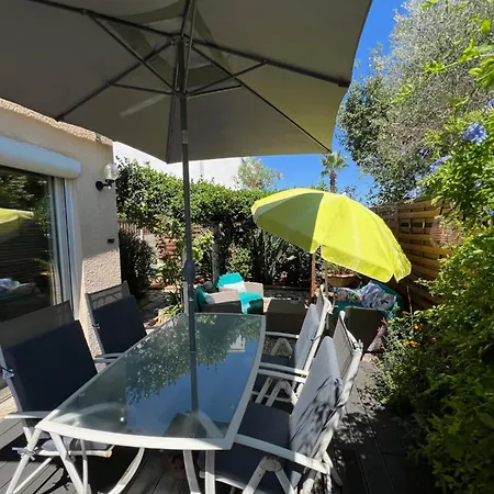 T2 Avec Jardin شقة بيرول